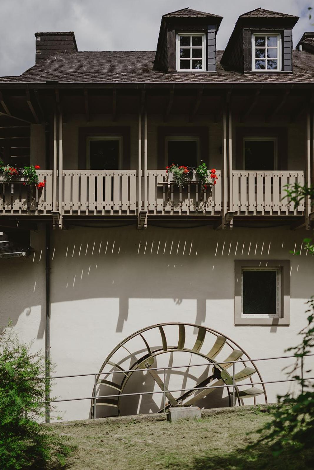 Alte Baeckerei Apartment Bescheid ภายนอก รูปภาพ
