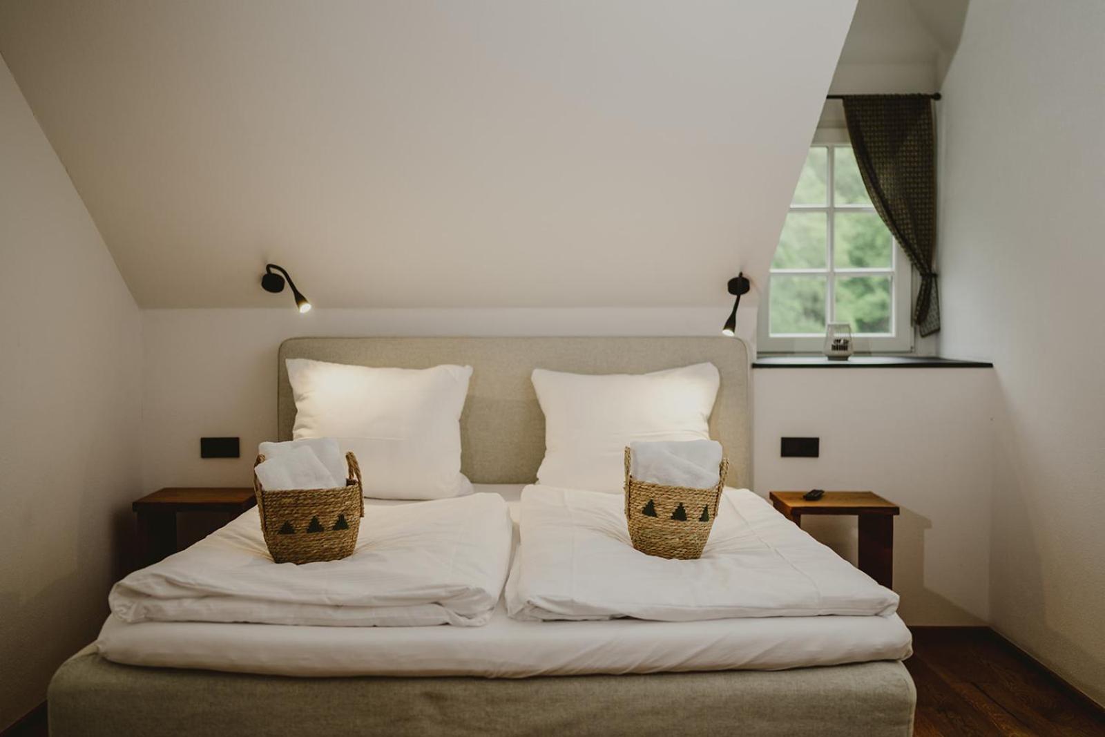 Alte Baeckerei Apartment Bescheid ภายนอก รูปภาพ